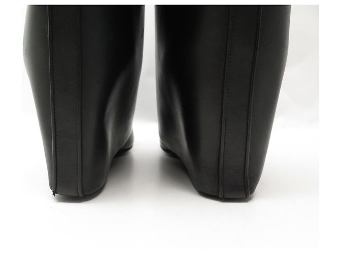 BOTAS GIVENCHY SHARK 39 EN CUERO NEGRO & PALLADIO BLACK - vista 5