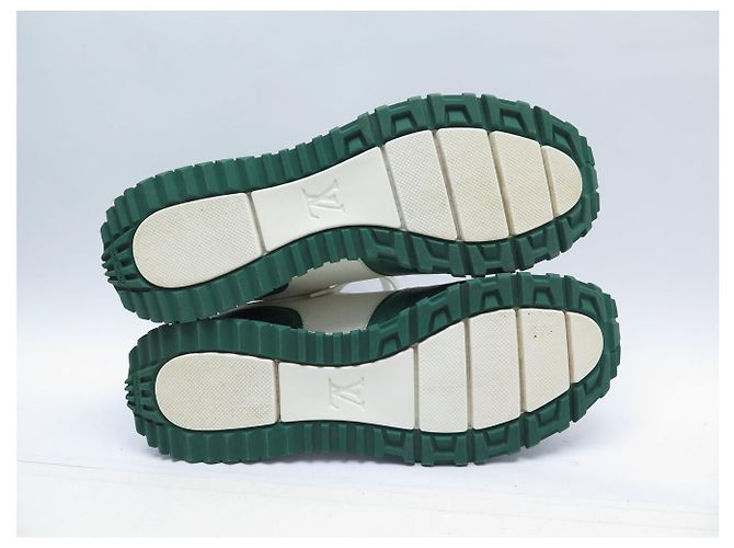 SNEAKERS LOUIS VUITTON RUN AWAY MONOGRAM 42 VERDE - vista 6