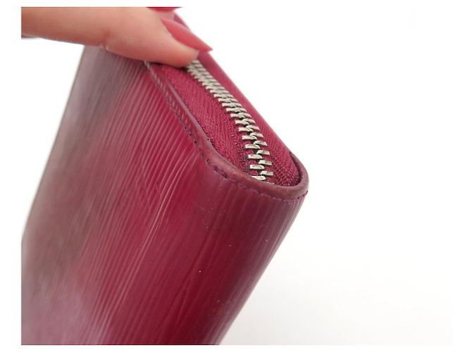 LOUIS VUITTON ZIPPY VERTICAL WALLET EPI LEATHER RASPBERRY RED - view 13