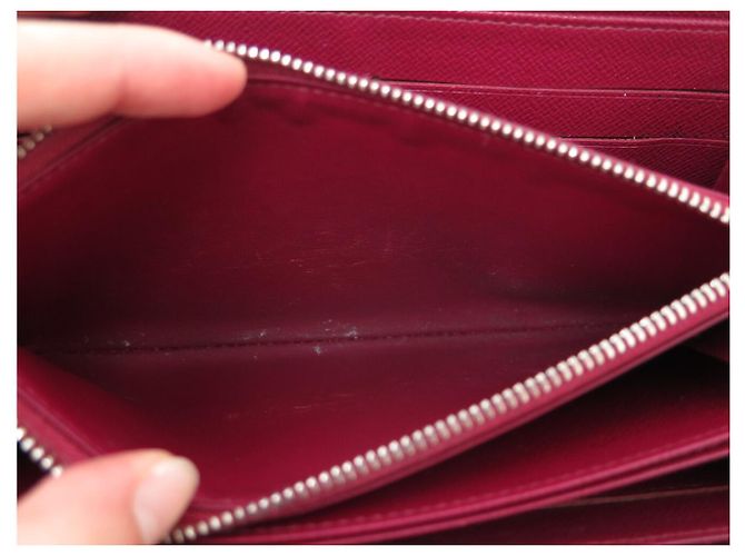 LOUIS VUITTON ZIPPY VERTICAL WALLET EPI LEATHER RASPBERRY RED - view 8