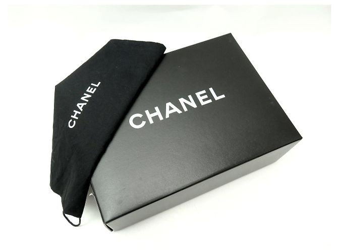 BORSA CHANEL N5 CAMELIA LOGO CC CHOCOLATE BAR PELLE NERA HOBO Nero - vista 14