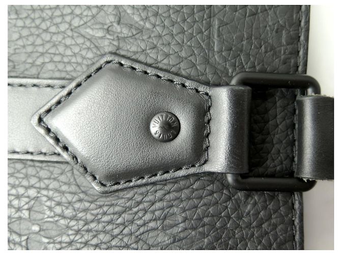 BORSA LOUIS VUITTON CABA PLAT M21866 PELLE TAURILLON EMBOSSED MONOGRAM Nero - vista 5