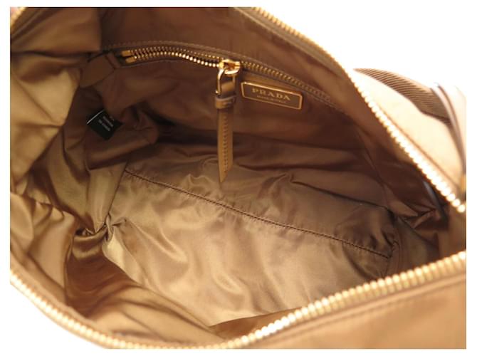 NUOVA BORSA A SPALLA PRADA EXPLORE 1BC264 RE-NYLON Marrone - vista 10