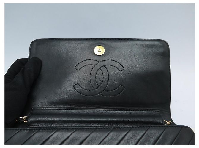VINTAGE CHANEL HANDべきTASCHE EINFACHE KLAPPE CC LOGO SCHWARZ CHEVRON LEDER HAND BAG - Ansicht 7