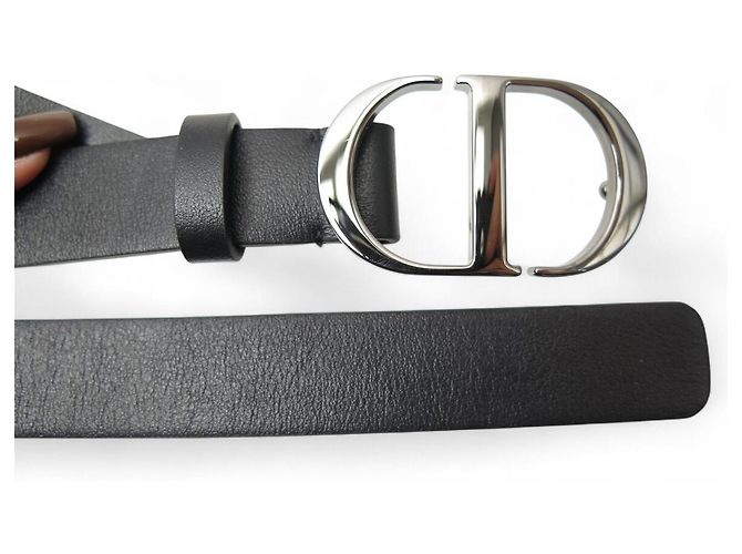 NUEVO CINTURÓN LARGO CHRISTIAN DIOR HEBILLA LOGO PLATA RUTENIO T36 Negro - vista 6