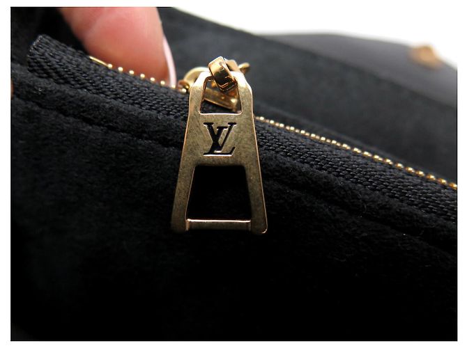 BOLSO LOUIS VUITTON NEW WAVE CHAIN MM M58552 EN CUERO NEGRO CON CORREA - vista 13