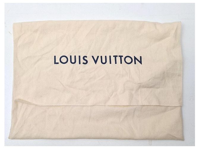 BOLSO LOUIS VUITTON NEW WAVE CHAIN MM M58552 EN CUERO NEGRO CON CORREA - vista 16