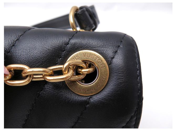 BOLSO LOUIS VUITTON NEW WAVE CHAIN MM M58552 EN CUERO NEGRO CON CORREA - vista 7