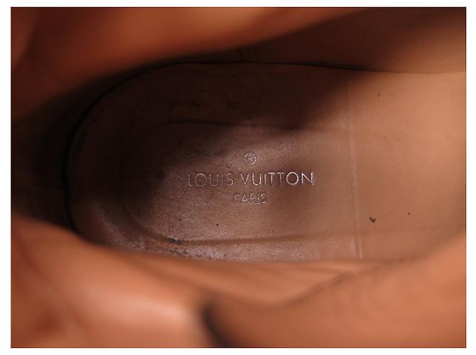 BOTAS DE COMBATE LOUIS VUITTON TERRITORY 1A4FNZ 38.5 RANGERS SHOES Negro - vista 10