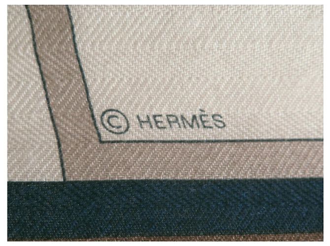 Hermès Echarpe HERMES COUVERTURES NOUVELLES RECTANGULAR 174 X 64CM SEDA Y CACHEMIRE Gris pardo - vista 6