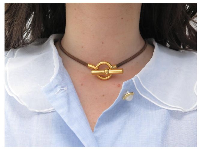 Hermès HERMES GLENAN HALSKETTE ARMREIF DOPPELWINDUNG GOLDFARBENES METALL UND LEDER Braun - Ansicht 10