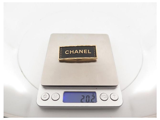 NEUE CHANEL LOGO PLAQUE BROCHE LEDER GOLDENES METALL Schwarz - Ansicht 7