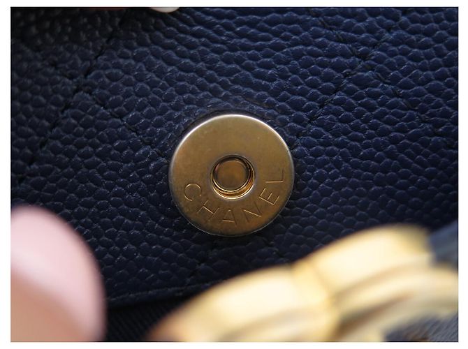 NUOVO CHANEL MINI CAMERA WAIST BAG AS0311 PELLE CAVIAR Blu - vista 11