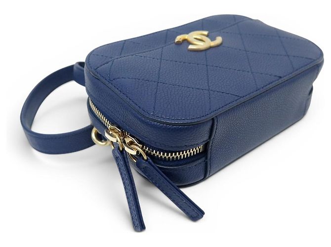 NUOVO CHANEL MINI CAMERA WAIST BAG AS0311 PELLE CAVIAR Blu - vista 3