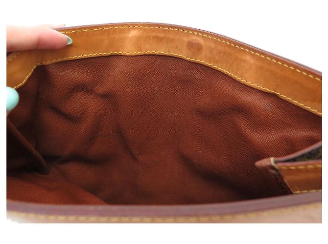 BORSA VINTAGE LOUIS VUITTON POUCH PIEGHEVOLE IN TELA MONOGRAM Marrone - vista 10