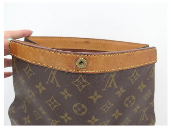 BORSA VINTAGE LOUIS VUITTON POUCH PIEGHEVOLE IN TELA MONOGRAM Marrone - vista 11