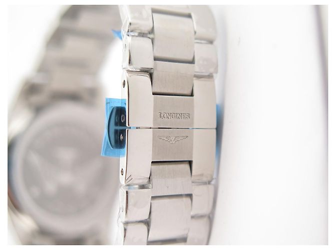 NEUE LONGINES CONQUEST CLASSIC L2.386.4 34MM STAHL QUARTZ UHR Silber - Ansicht 8
