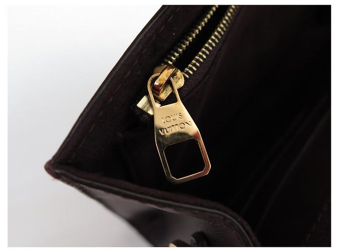 BORSA LOUIS VUITTON LOUISE CHAIN GM PELLE VIOLETTA CON TRACULLA DORATA Porpora - vista 10