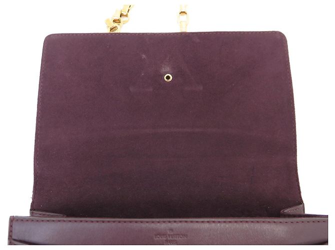 BORSA LOUIS VUITTON LOUISE CHAIN GM PELLE VIOLETTA CON TRACULLA DORATA Porpora - vista 7