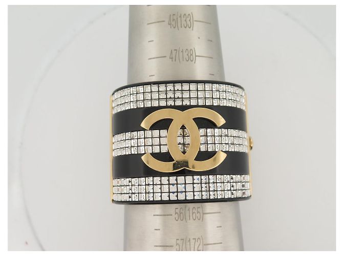 NUOVO BRACCIALE CHANEL MANCHETTA LOGO CC STRASS 15.5CM RESINA NERA BANGLE Nero - vista 8
