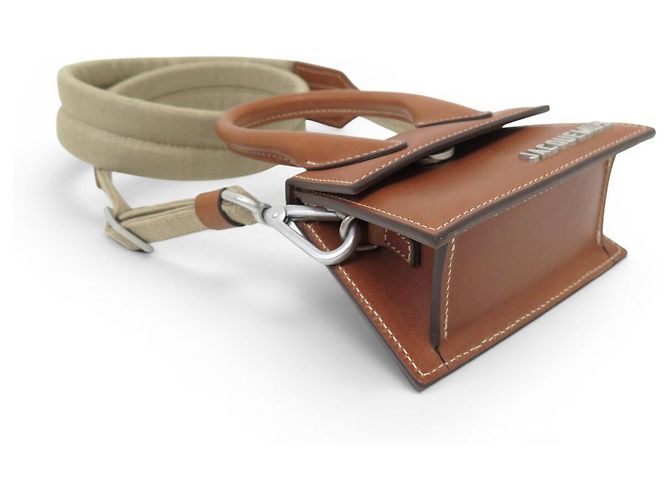 NUOVA BORSA A SPALLA JACQUEMUS LE CHIQUITO MINI 215BA01 IN PELLE Marrone - vista 3