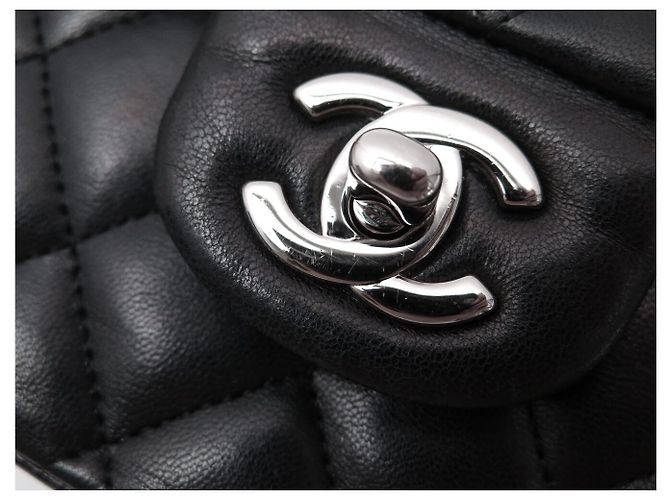 BORSA CHANEL TIMELESS CLASSIC MEDIUM A01112 IN PELLE MATELASSÉ Nero - vista 7