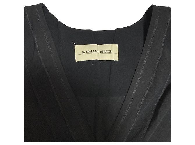 Autre Marque V-Ausschnitt Kleid BY MALENE BIRGER Schwarz - Ansicht 6