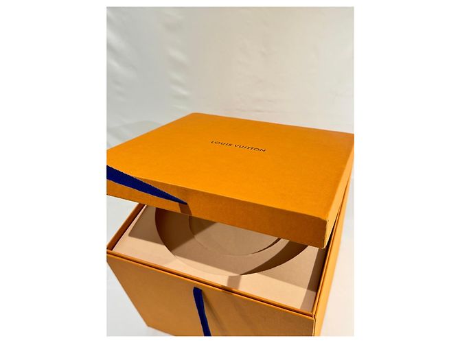 Louis Vuitton x Fornasetti Storage Box Beige Orange - view 12