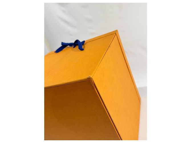 Louis Vuitton x Fornasetti Storage Box Beige Orange - view 15
