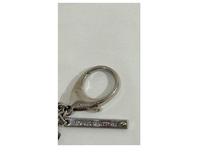 Portachiavi Louis Vuitton Sfere Rigate e Monogrammate Nero Bianco Multicolore - vista 4