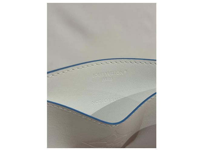 Tarjetero Louis Vuitton en cuero blanco - vista 5