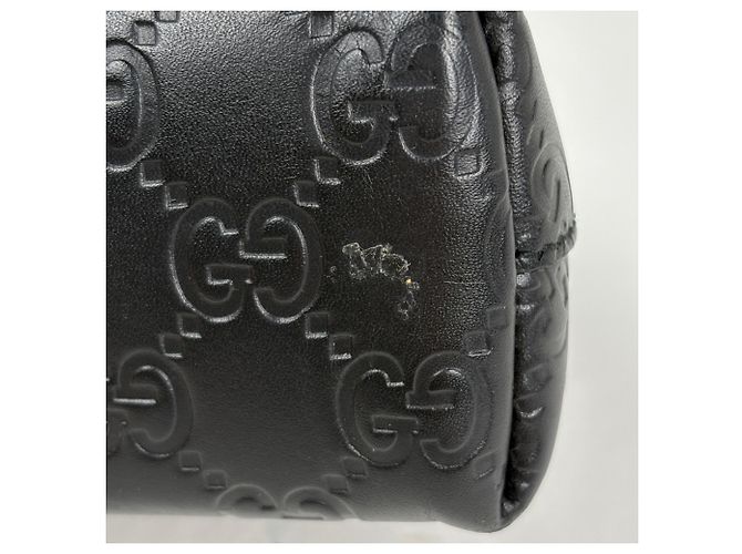 Gucci Kosmetiktasche aus schwarzem Leder - Ansicht 3