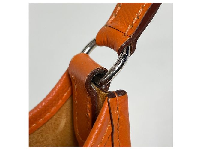 Hermès Borsa a tracolla Pochette Hermes Evelyne TPM in Potiron Arancione - vista 5