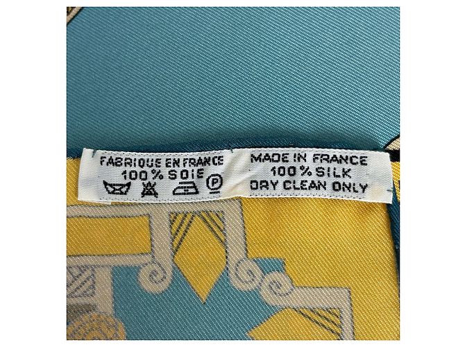 Hermès Hermes HERMES Sciarpa Carré 90 Astres et Soleils Blu Multicolore Giallo - vista 2