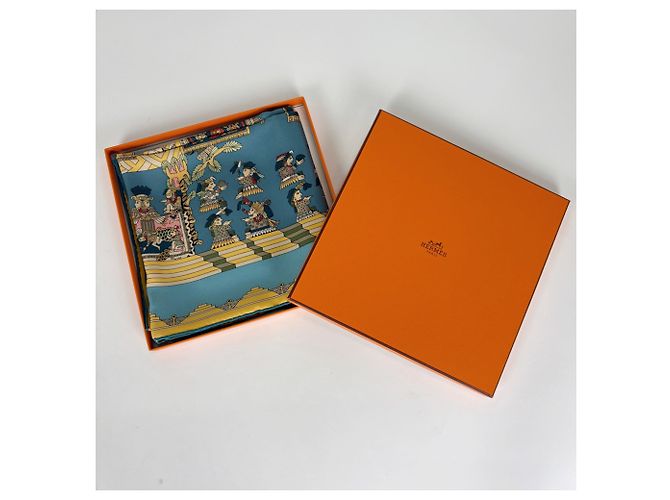 Hermès Hermes HERMES Sciarpa Carré 90 Astres et Soleils Blu Multicolore Giallo - vista 5