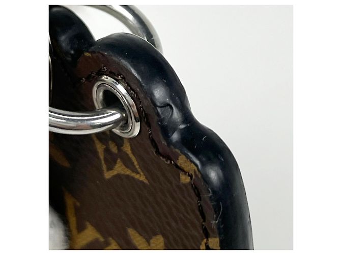 Portachiavi Louis Vuitton LV Cat Bag Charm Marrone Bianco - vista 6