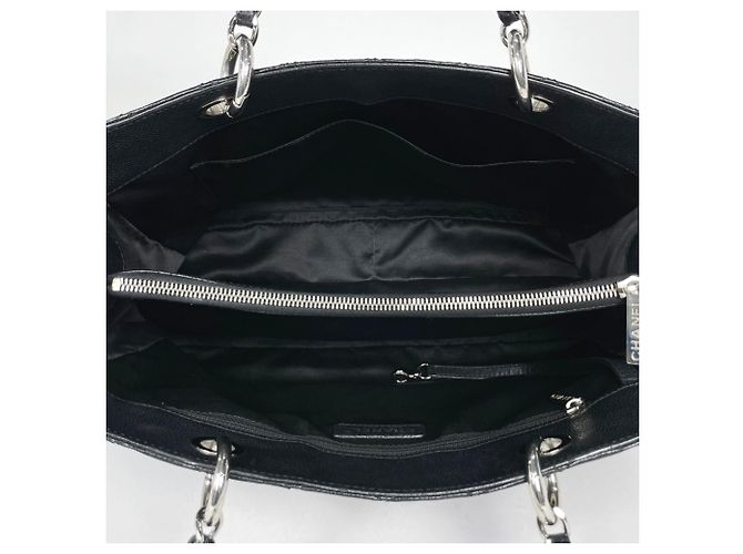 Borsa Tote Chanel in pelle di vitello martellata nera Nero - vista 9