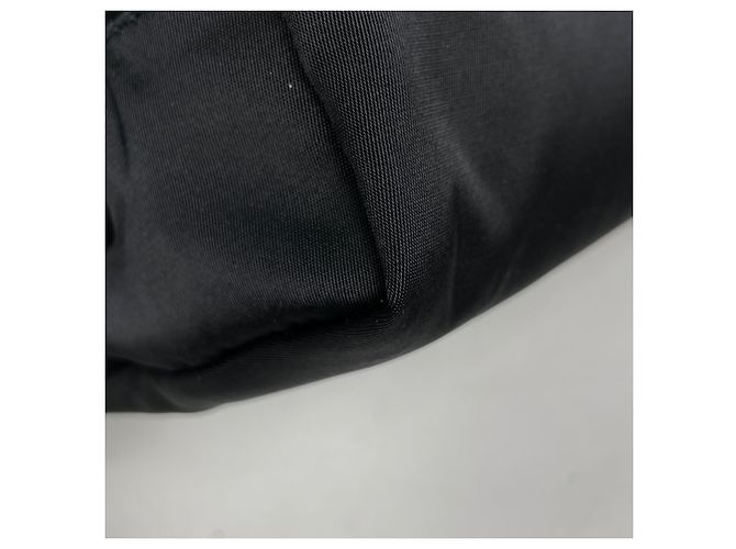 Pochette in nylon nero e pelle Prada - vista 3