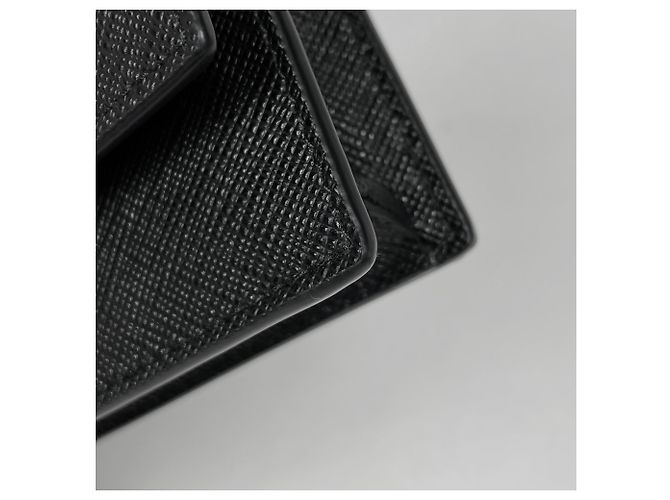 Mini borsa a tracolla Prada in pelle Saffiano nera Nero - vista 3