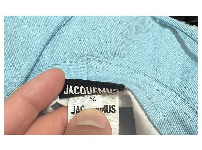 Jacquemus Bucket Hat aus hellblauer Baumwolle - Ansicht 8