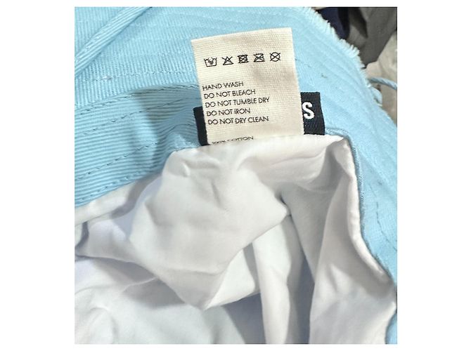 Jacquemus Bucket Hat aus hellblauer Baumwolle - Ansicht 9