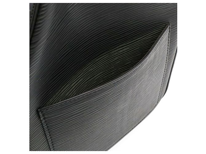 Louis Vuitton Epi Keepall 45 Boston Bag Nero - vista 9