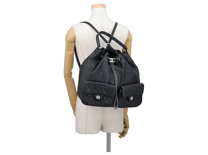 Zaino Chanel Matelassé in agnello nero - vista 4