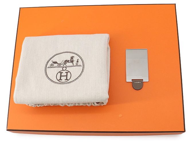 Hermès Bolsa de Ombro Mini Constance Hermes Taupe - vista 18
