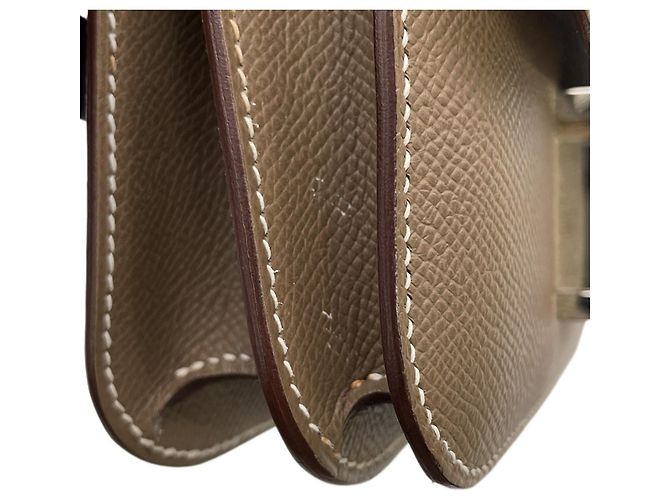Hermès Bolsa de Ombro Mini Constance Hermes Taupe - vista 9