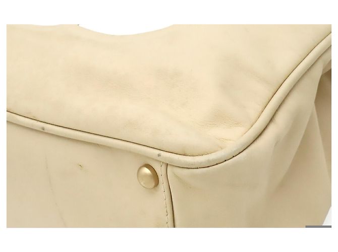 Borsa Tote Chanel Camellia in beige e bianco - vista 4