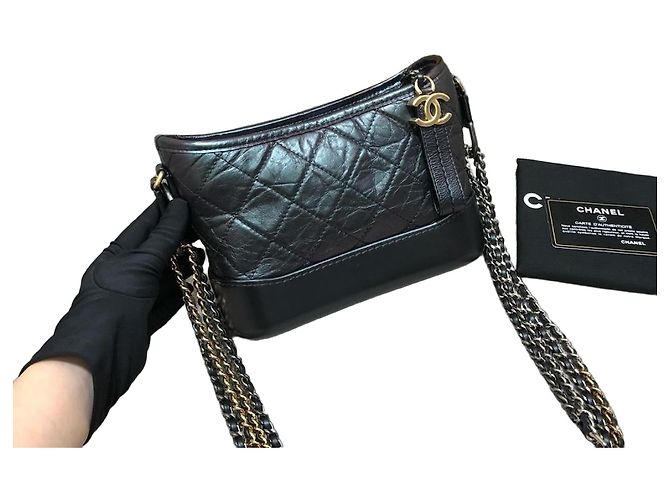 Borsa Chanel Gabrielle Hobo Small Pelle Nera Iridescente Nero - vista 2