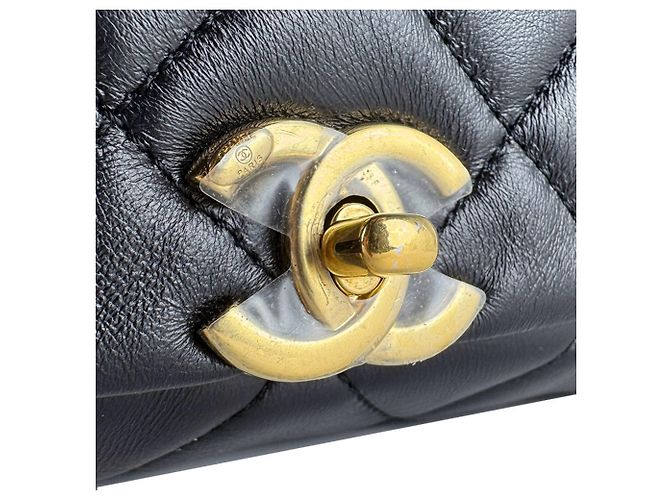 Borsa a tracolla Chanel in agnello Nero - vista 9