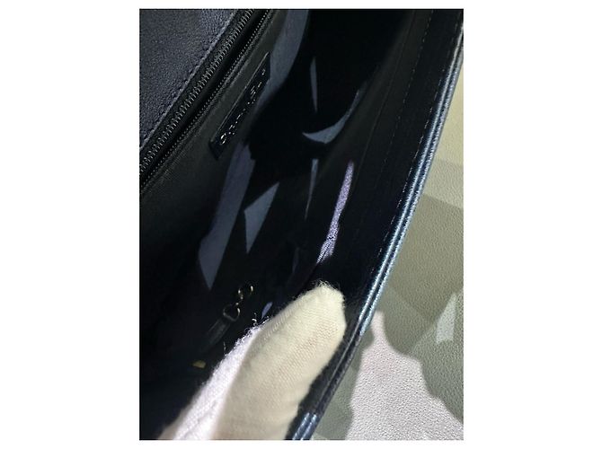 Borsa a tracolla Chanel LeBoy Large Pearl Blue in pelle - vista 7