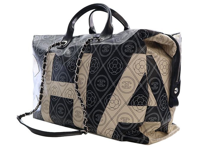 Borsa Bowling Chanel Black Large Coated Canvas Camellia Maxi Logo Nero - vista 4